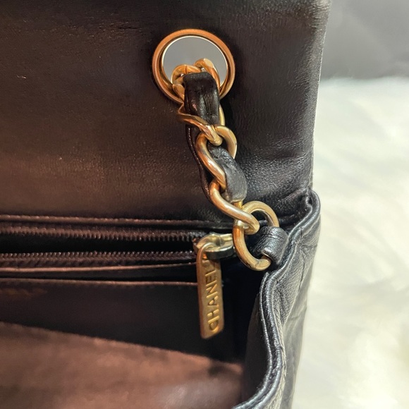 Auth mini lucky charm Chanel - Picture 9 of 12